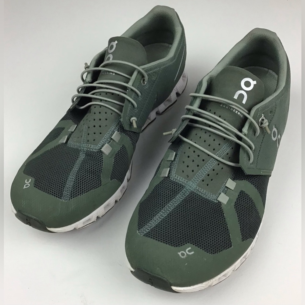 On cloud running shoes men’s 11 green